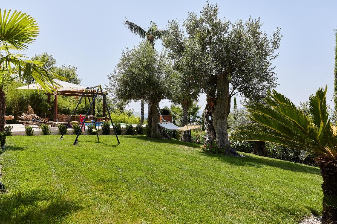 Przice Gardens Apartment With Pool Kotor Exterior photo